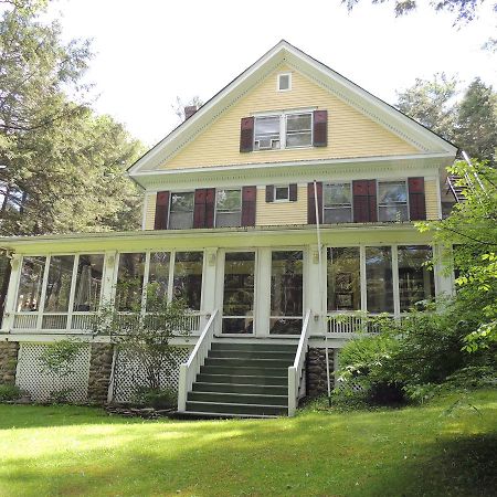 Brookview Manor Inn Canadensis Ngoại thất bức ảnh
