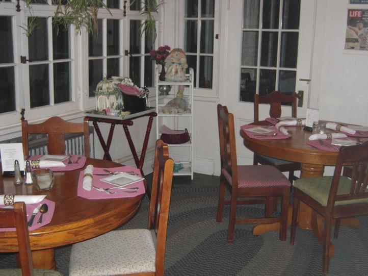 Brookview Manor Inn Canadensis Ngoại thất bức ảnh