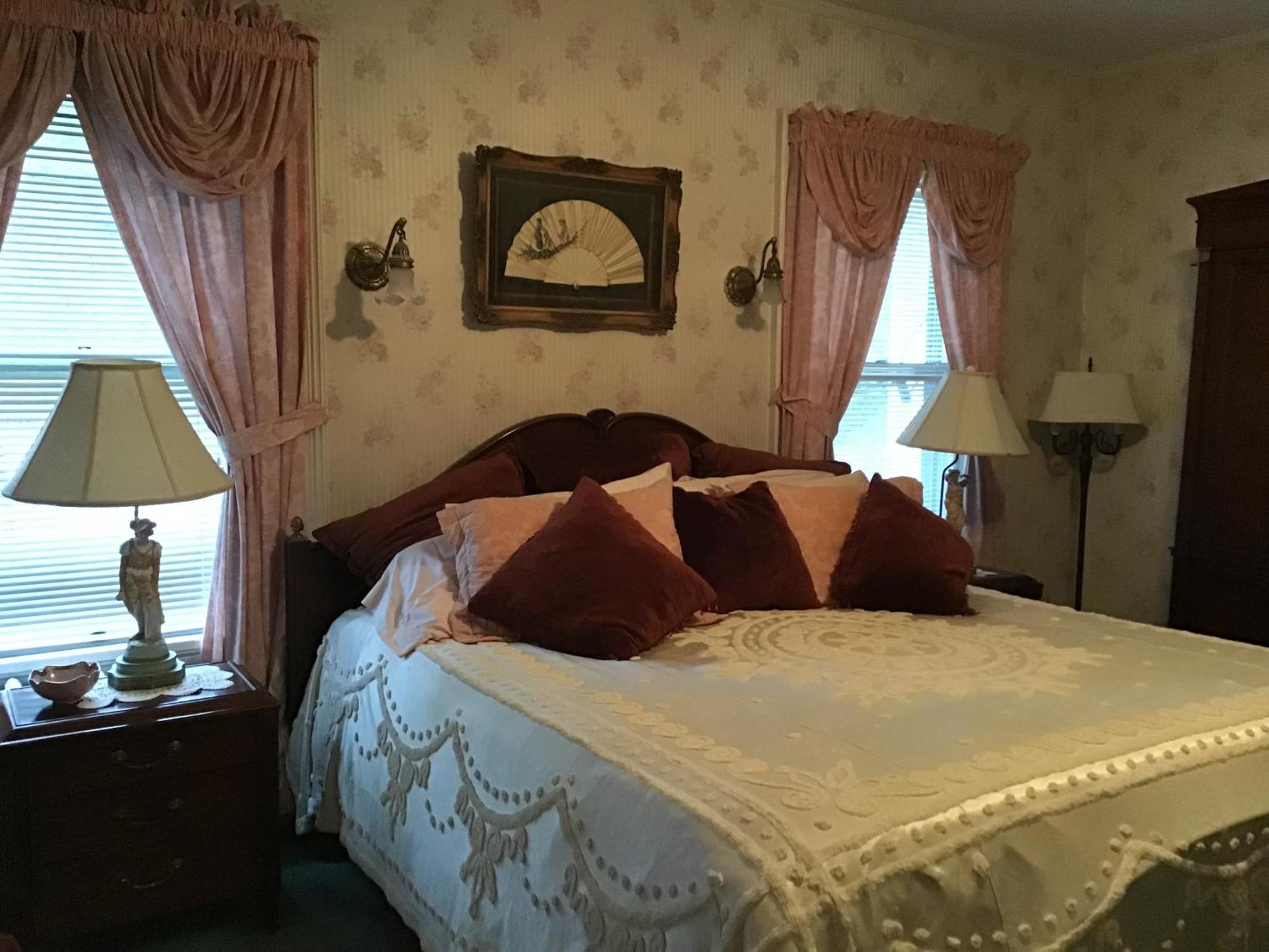 Brookview Manor Inn Canadensis Ngoại thất bức ảnh