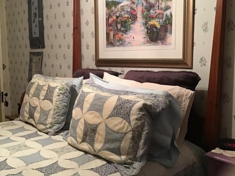 Brookview Manor Inn Canadensis Ngoại thất bức ảnh