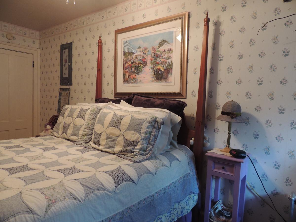Brookview Manor Inn Canadensis Ngoại thất bức ảnh
