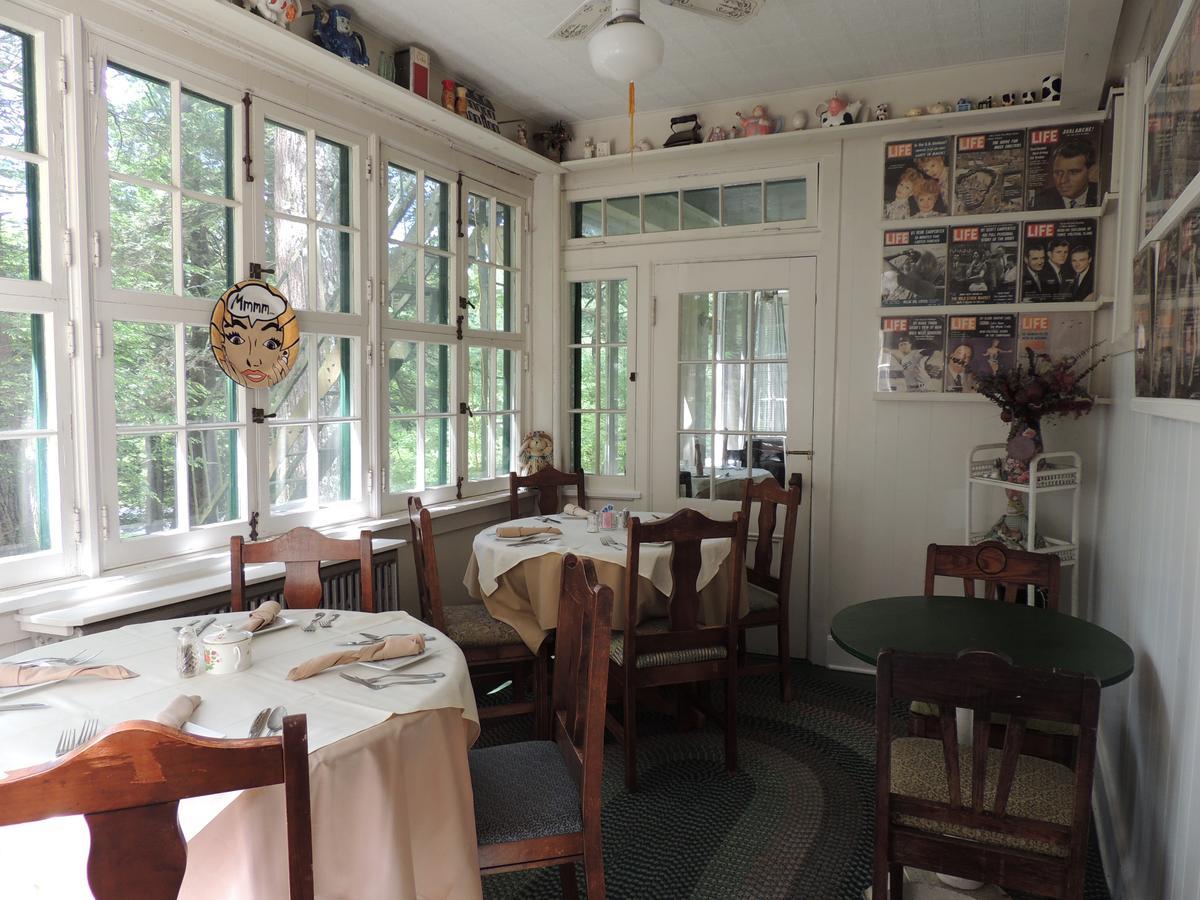 Brookview Manor Inn Canadensis Ngoại thất bức ảnh