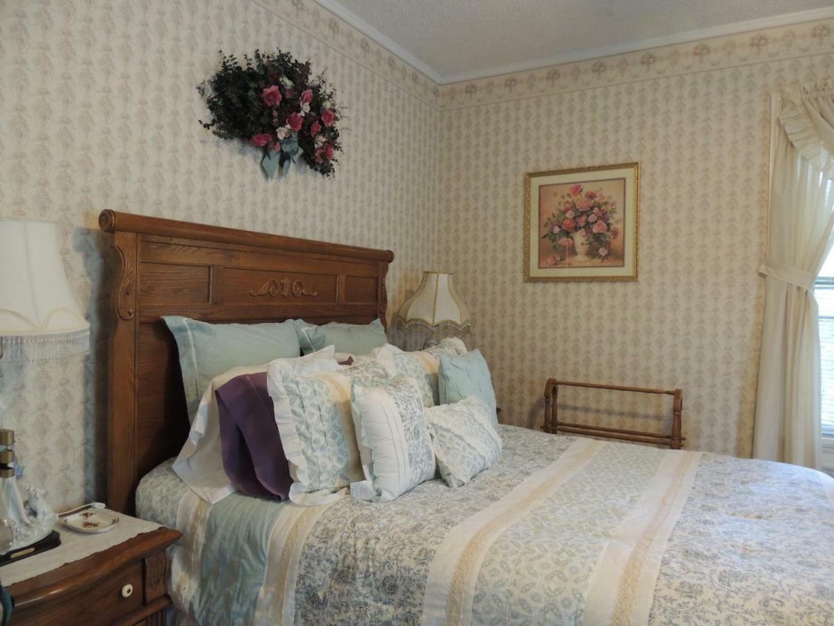Brookview Manor Inn Canadensis Ngoại thất bức ảnh