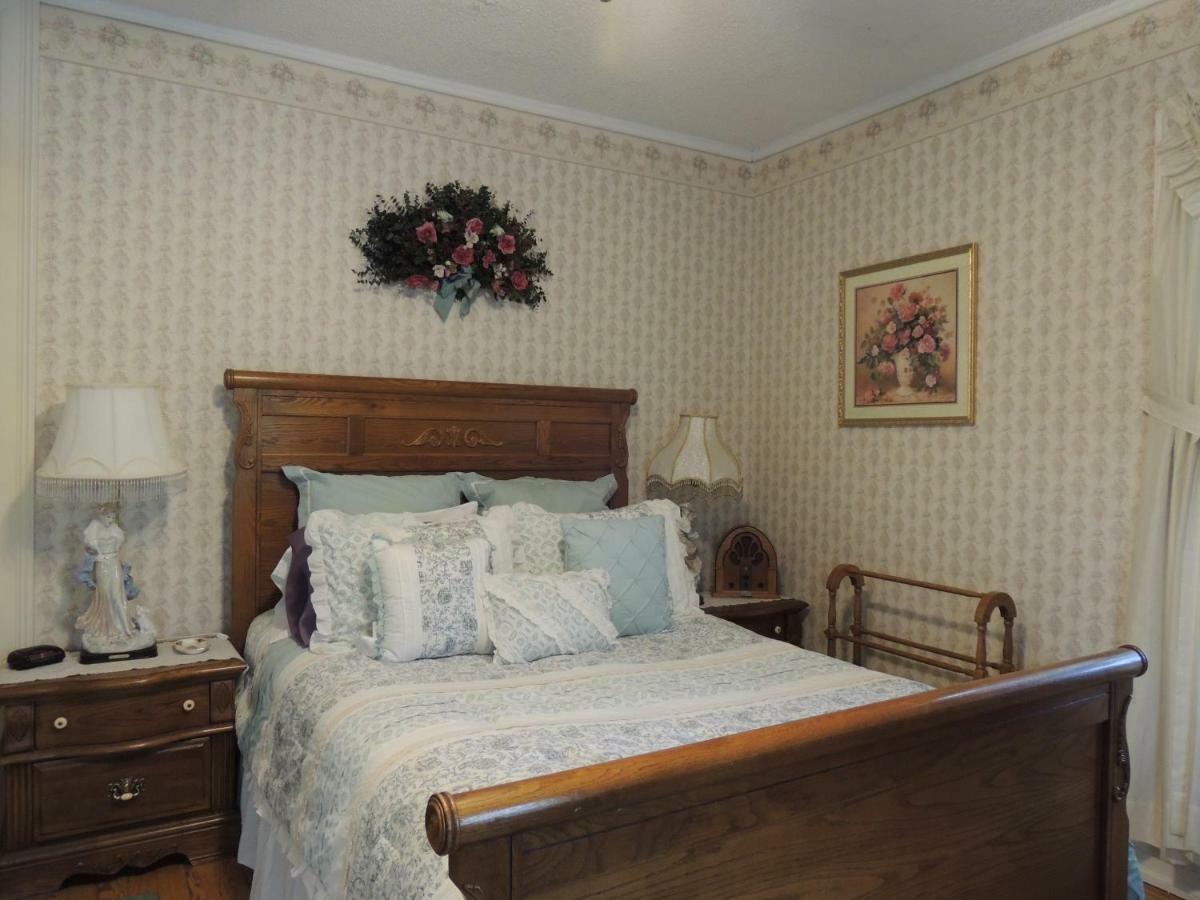 Brookview Manor Inn Canadensis Ngoại thất bức ảnh