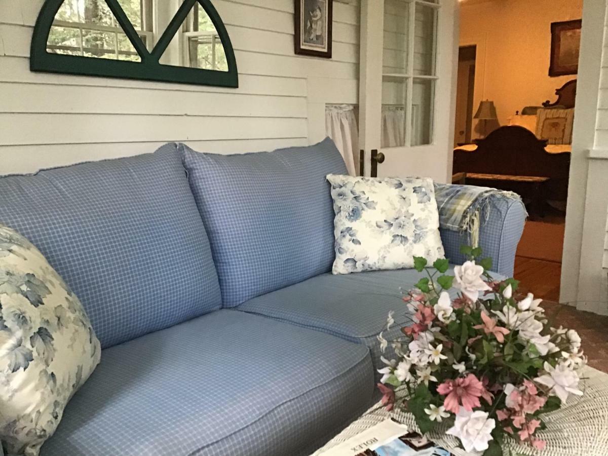 Brookview Manor Inn Canadensis Ngoại thất bức ảnh
