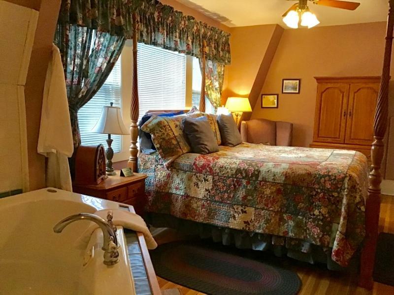 Brookview Manor Inn Canadensis Ngoại thất bức ảnh